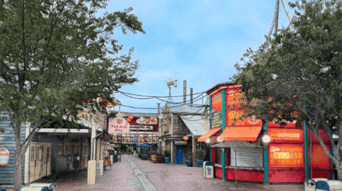 Rita's Turbine Blenders Frozen Margarita kiosk in Pacific Wharf at Disney's California Adventure Park