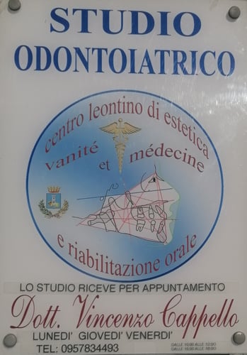 logo studio odontoiatrico