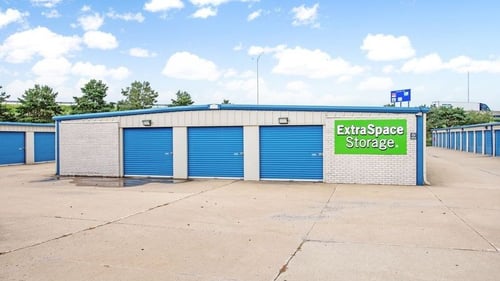 Extra Space Storage