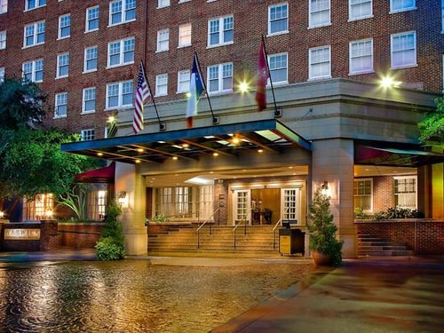 Warwick Melrose Dallas Entrance