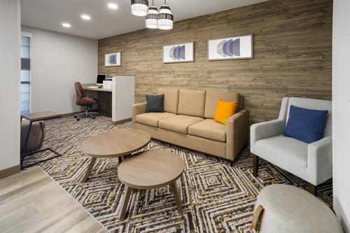 Enjoy and relax in the hotel lobby with free Wi-Fi.