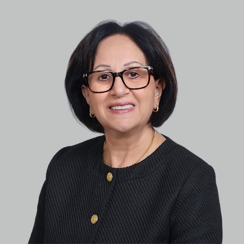 Headshot of Sana Khalaf, a wealth advisor at Chase