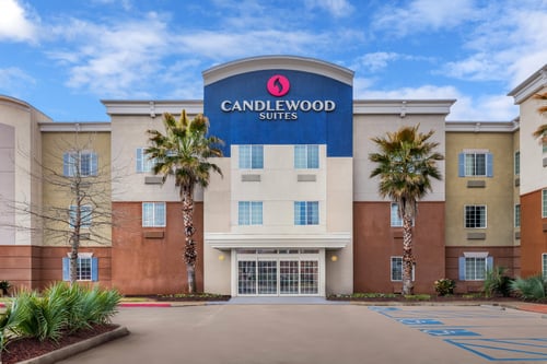 Welcome to Candlewood Suites Alexandria