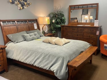 Decorah Slumberland Furniture bedroom set