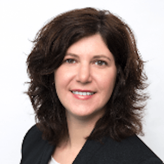 Portrait de Esther Ayotte