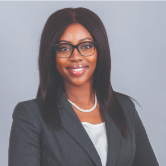 Headshot of Sara Bond