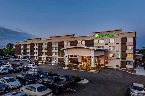 Welcome to Holiday Inn Cleveland Northeast - Mentor!