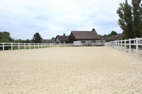 Reitstall Maishof