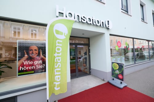 Hansaton Hörkompetenz-Zentrum Hauptstraße 48, Stockerau Frontansicht