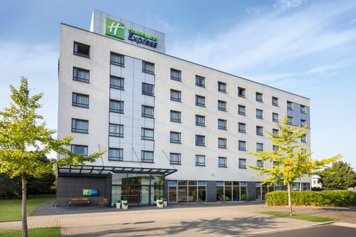 Holiday Inn Express Dusseldorf–City North with inclusive breakfast