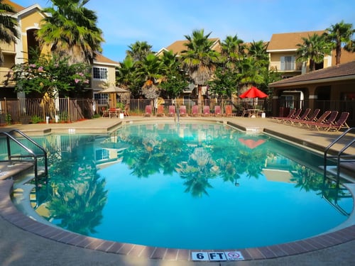 San Marco, Ormond Beach Apartments with lake view