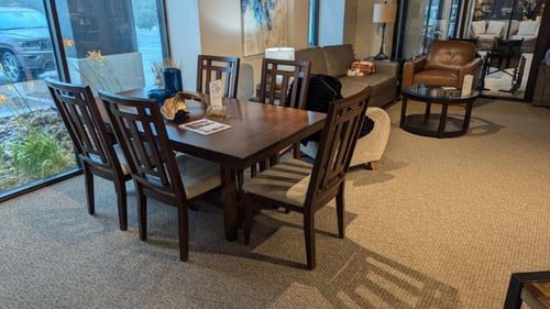 Amery Slumberland Furniture dining set for five