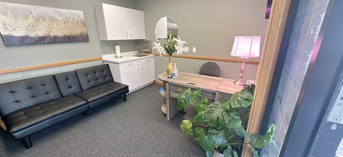 Reflexology is not just a foot massage, it is more than that.
I want what's best for you.