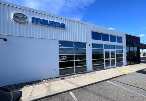 Outside view of Middletown Mazda.