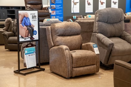 Bloomington Slumberland Furniture power lift recliner