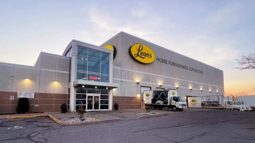 Leon's Niagara Storefront