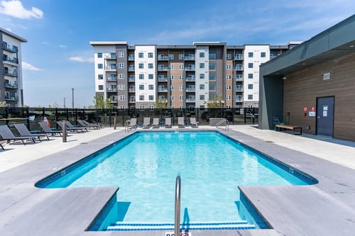 Swimming pool at The Fifth at Palisades in Edmonton, AB