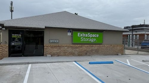 Extra Space Storage