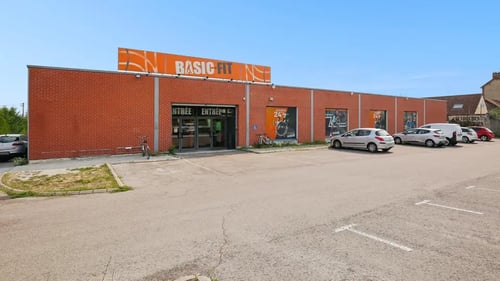 Basic-Fit Saint-Julien-Les-Villas Boulevard de Dijon - front club outside