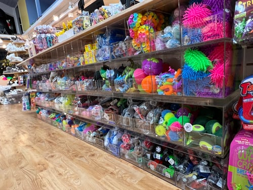 Five Little Monkeys, Toy Store in CA