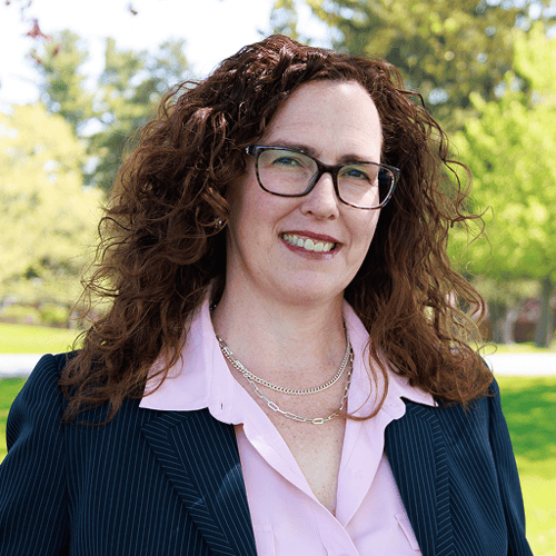 Headshot of Karen Robb