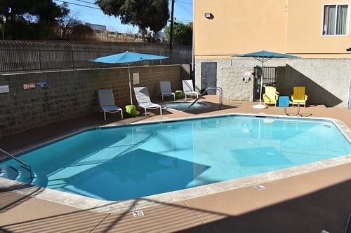 Outside Pool at Encino Palms Apartments in Encino, CA
