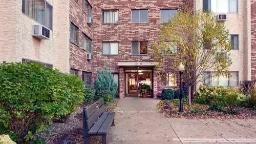 Courtyard at Central Park Manor, Hopkins, MN, 55343