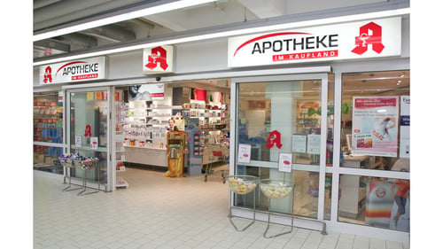 Aussenansicht der Apotheke im Markt Pfaffengrund