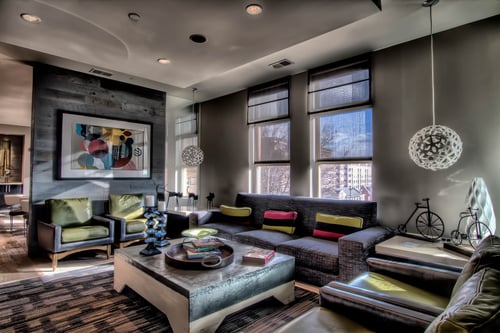 The Swift Petworth Metro | Clubroom