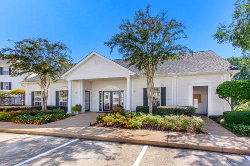 Exterior View at Reserve of Jackson Apartment Homes in Jackson, MS 39211