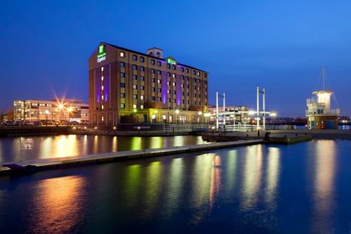 Welcome to Holiday Inn Express Manchester Salford Quays