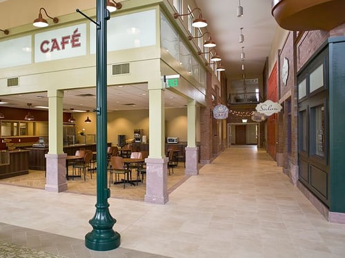 Cafe and Salon on Mainstreet