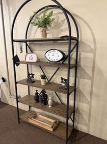 Minot Slumberland accent pieces