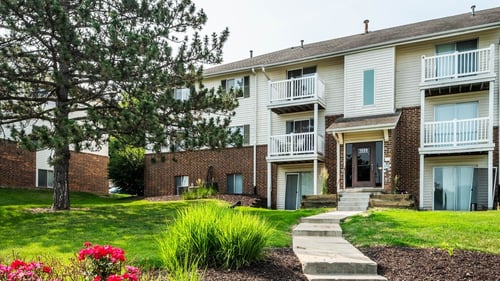 Pacific Winds Apartments