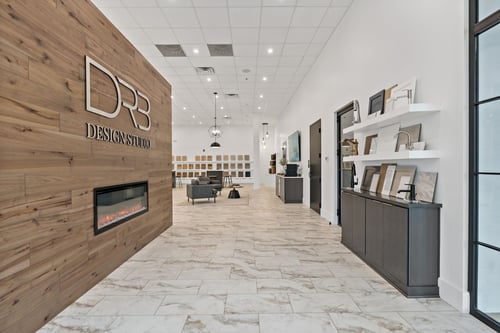 Foyer with fireplace in the DRB Homes Design Studio in Hagerstown Maryland