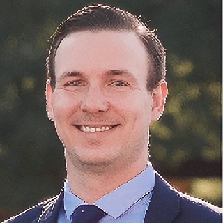 Headshot of Angus Gordon