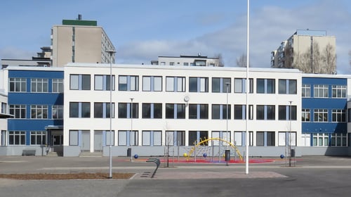 Kaukajärven koulu.