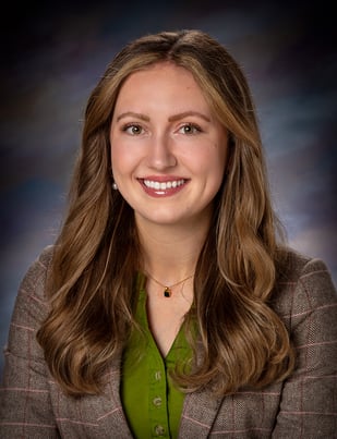 professional portrait of Arina Bartnicka, PAC