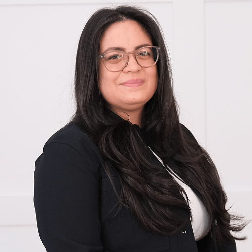 Headshot of Lorraine Amaya-Velez