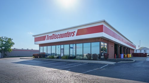 Tire Discounters Dayton Mall | Tires, Wheels, Services, Fluids, & more
