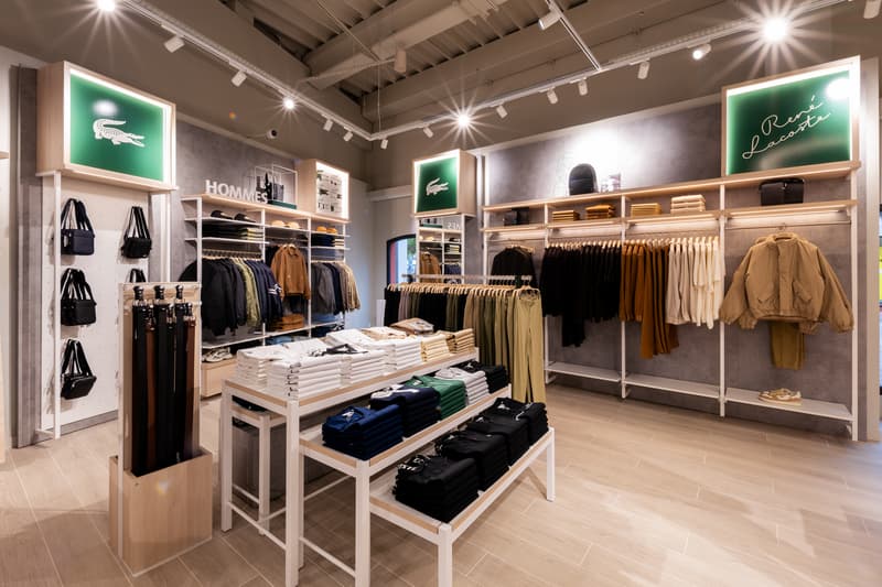 Close Up - Store
