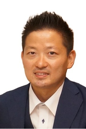 Andy Hirai Headshot