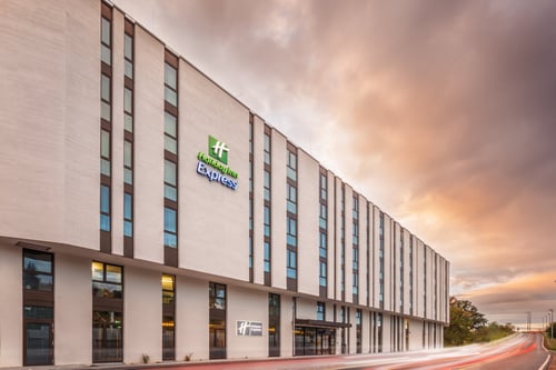 Welcome & "Servus" to our Holiday Inn Express Erlangen!