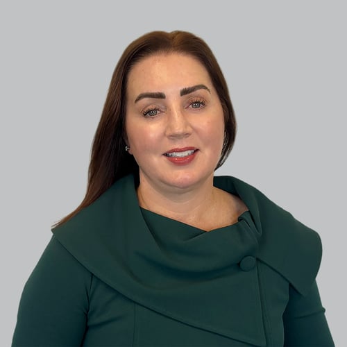Headshot of Anjanette Nickoloff, a wealth advisor at Chase