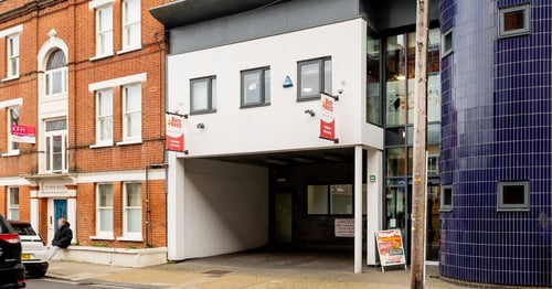 Busy Bees at Fulham - Gallery Photo