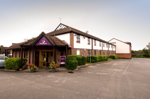 Premier Inn Wirral (Heswall) hotel exterior