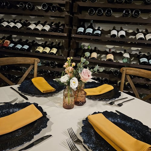 Intimate Dining Experience