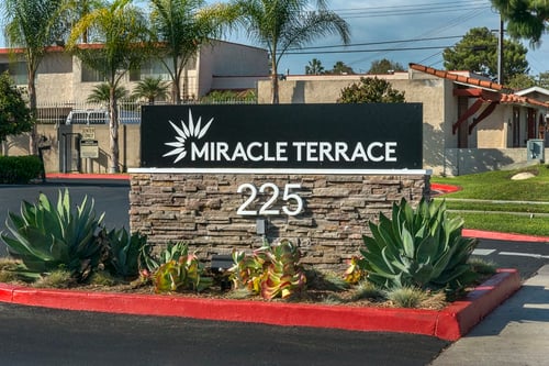 Miracle Terrace Logo