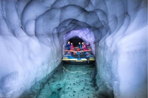 Natursport Tirol - Natureispalast im Hintertuxer Gletscher in 6293 Tux