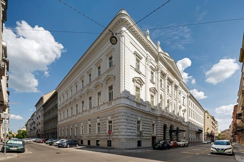 Aurea Ana Palace